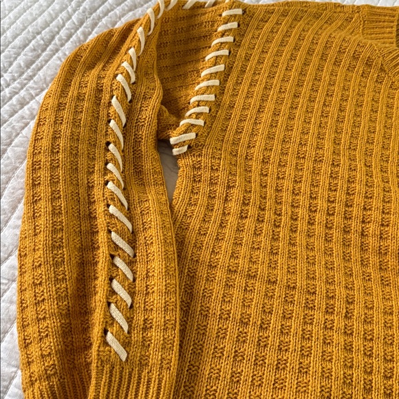 Kate & Sam Knit Sweater - Picture 5 of 7